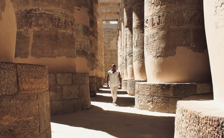 Cairo – vibrant, mysterious, timeless. Between ancient pyramids and the sleepless hum of life, something calls to you.