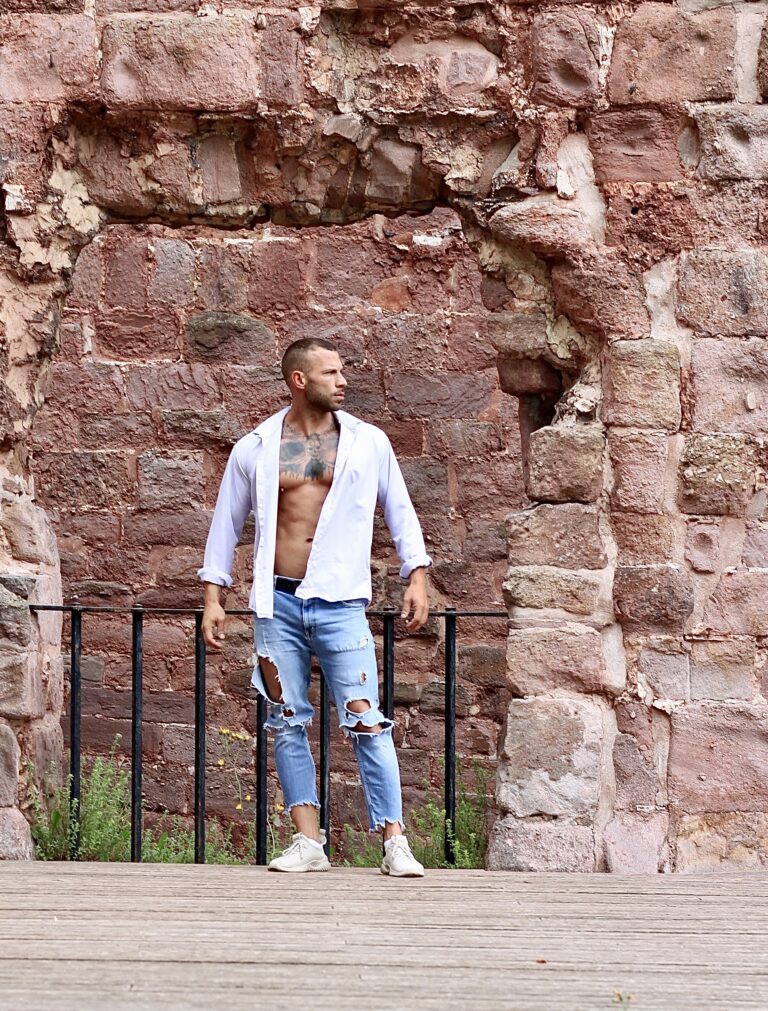 Male Escort Alex