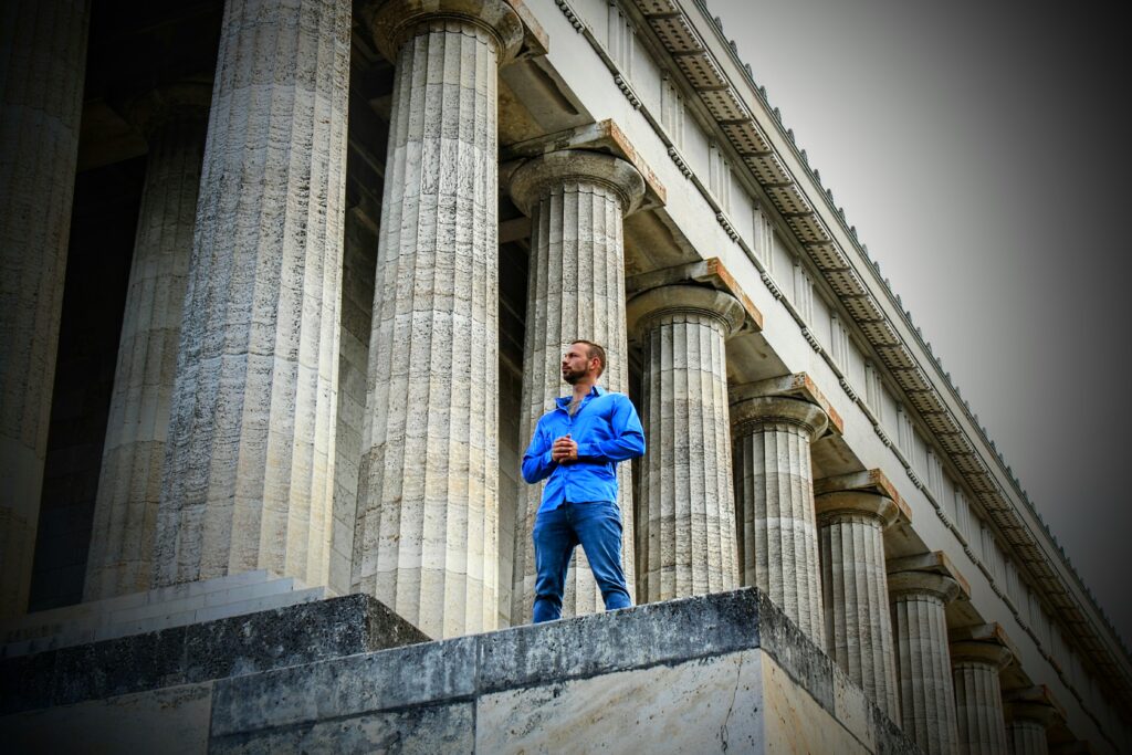 Alex – Ihre stilvolle männliche Begleitung