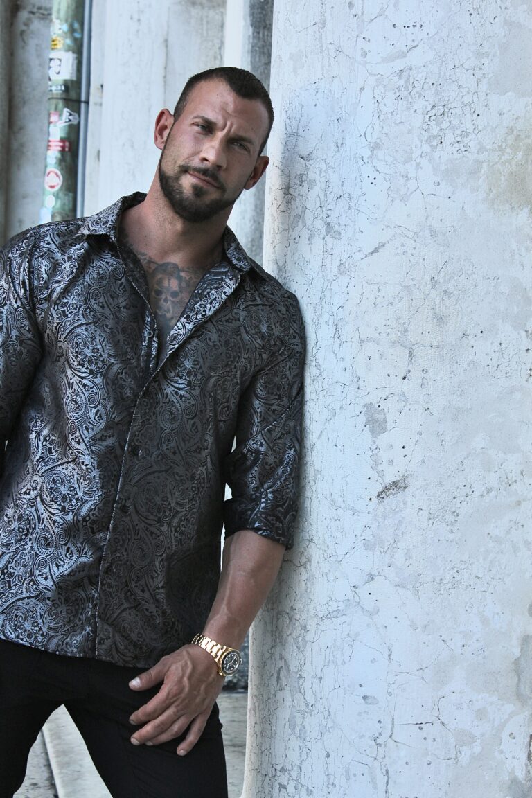 Woodlands – Where Silence Turns Into Sensual Secret callboy booking